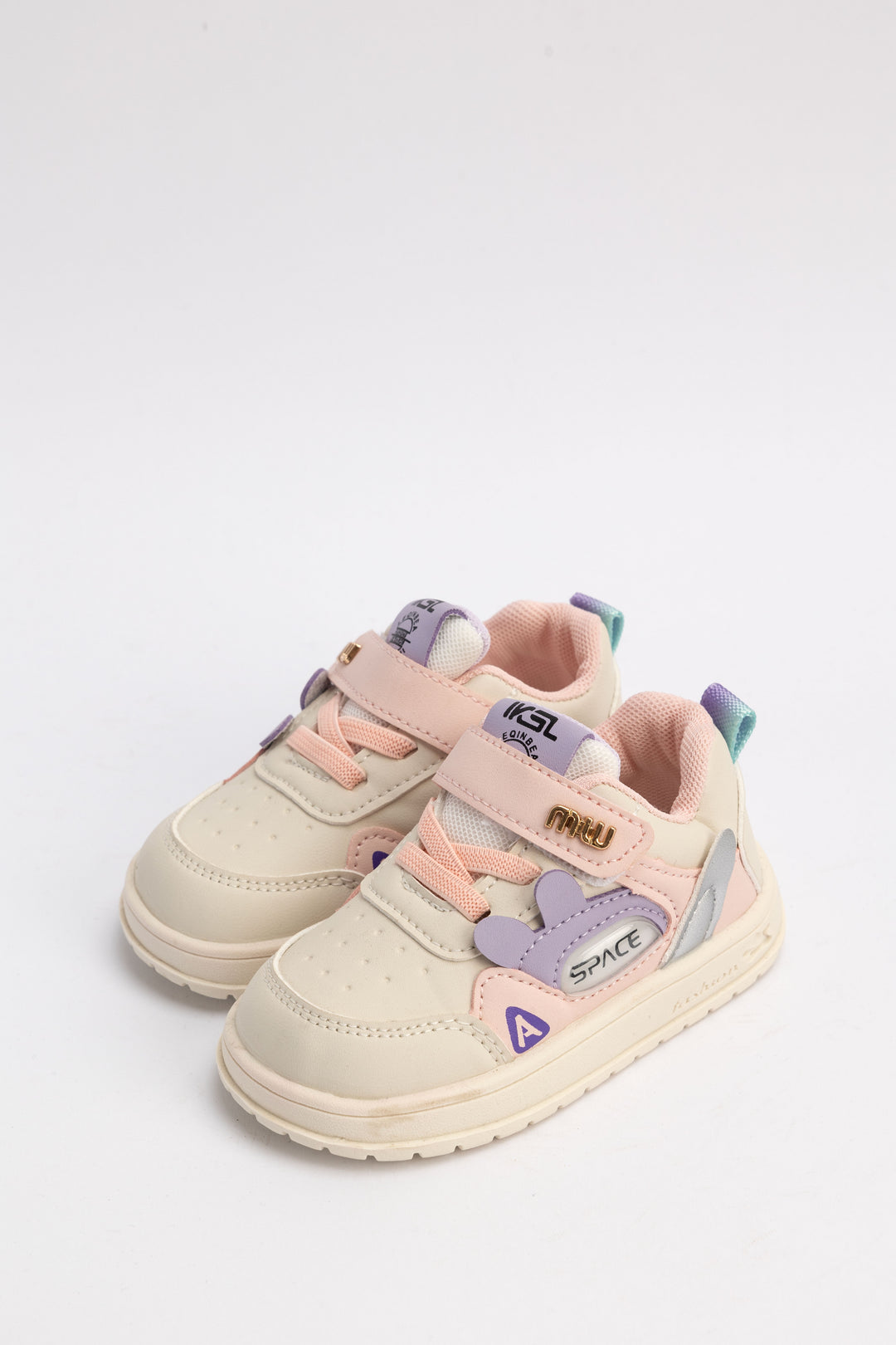 SPACE SHOES