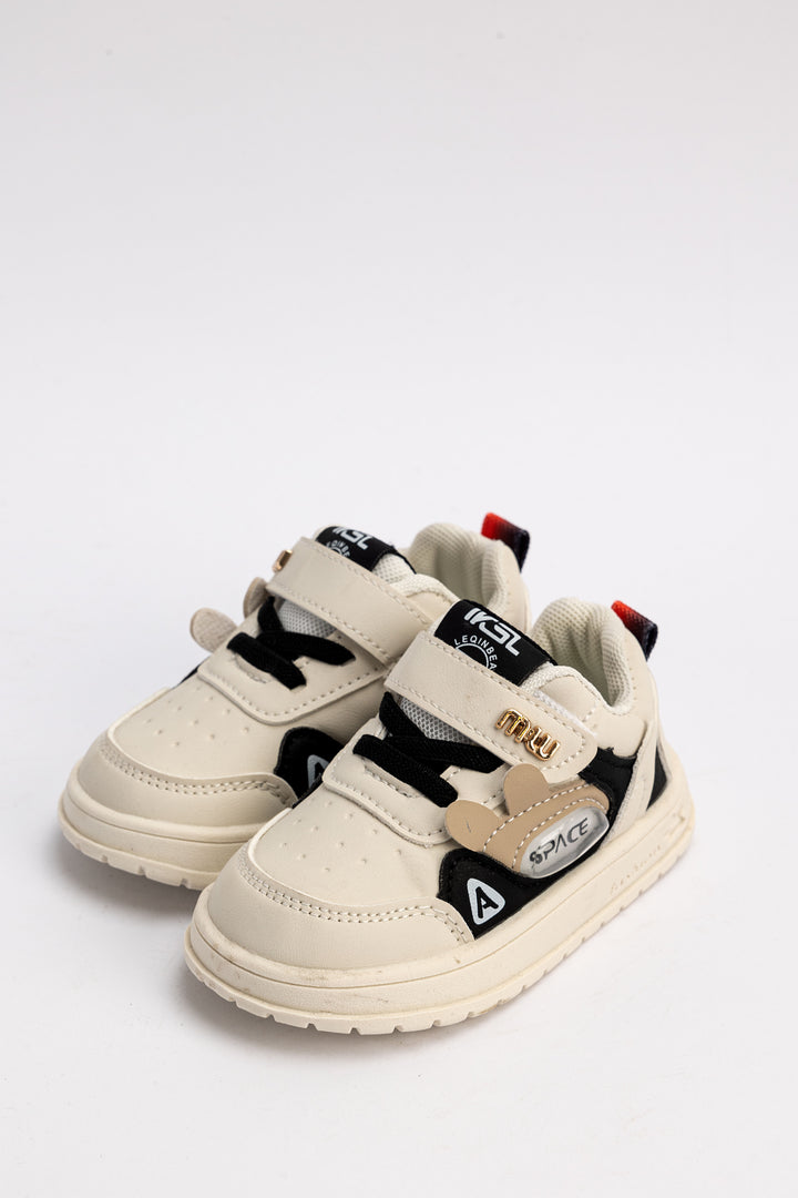 SPACE SHOES
