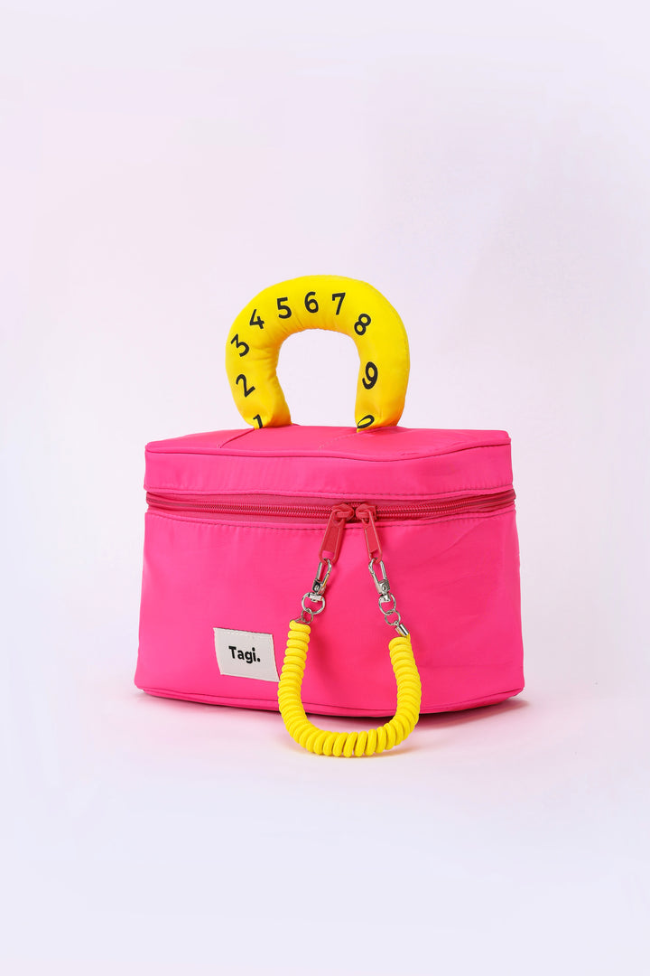 NUMBER HANDLE ZIP POUCH