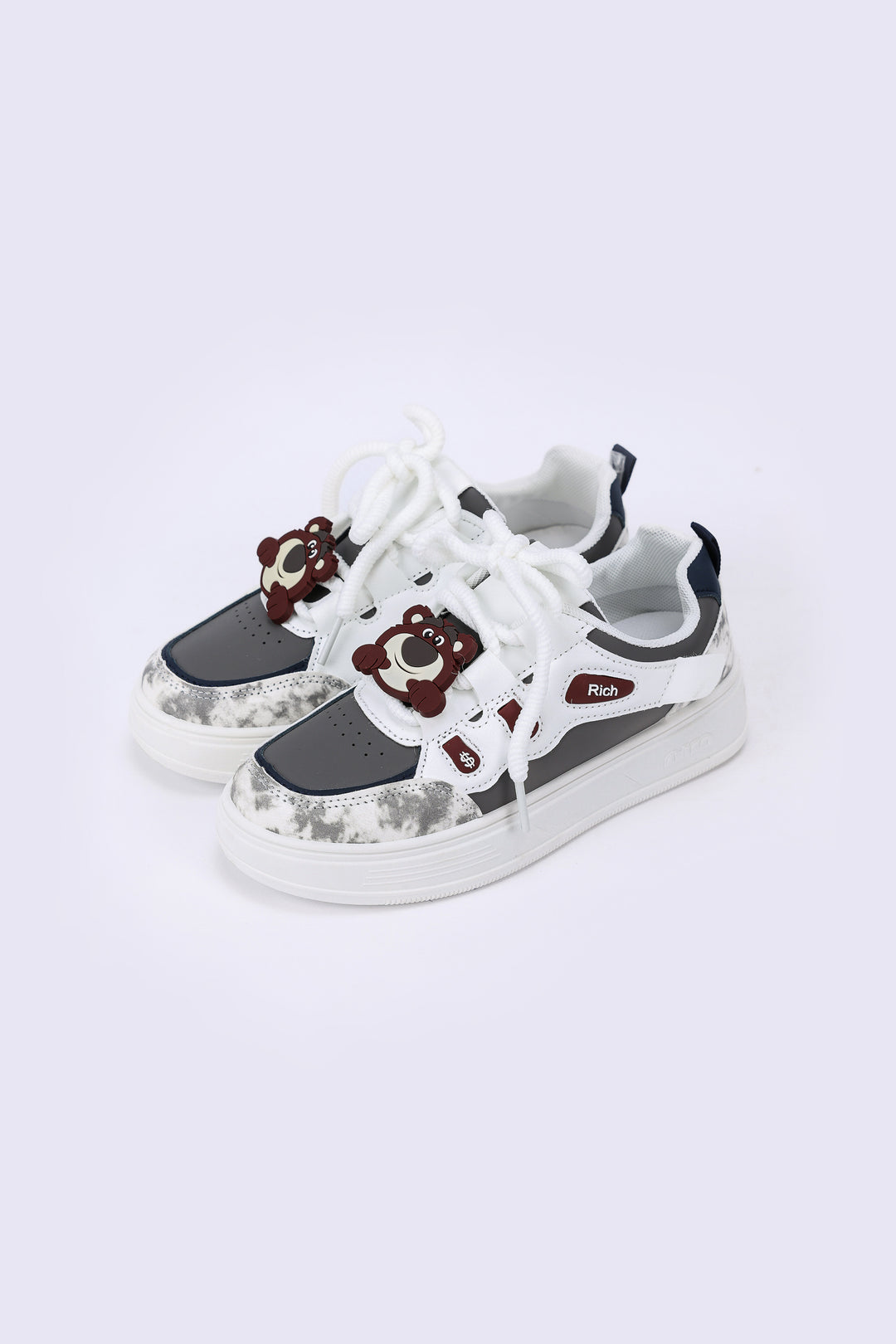 BEAR CHARM SNEAKERS