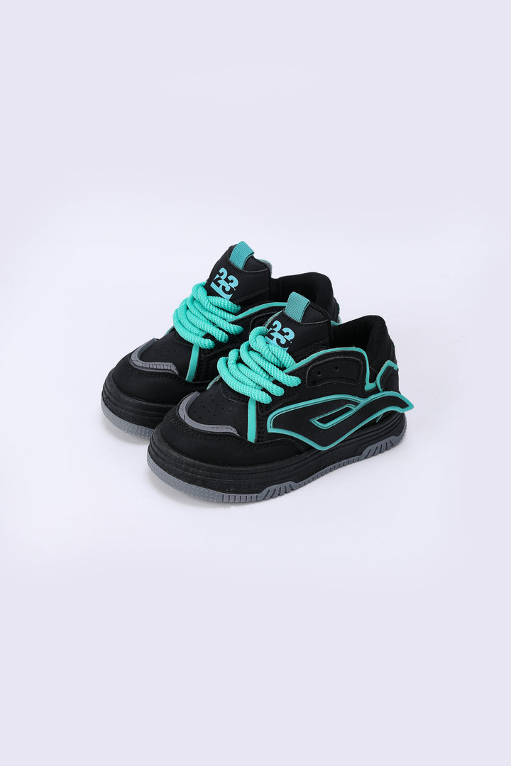 BOLD EDGE SNEAKERS