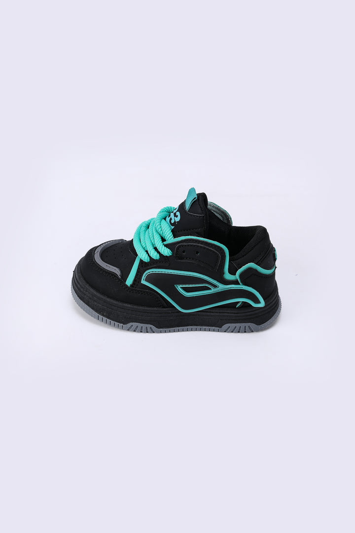 BOLD EDGE SNEAKERS