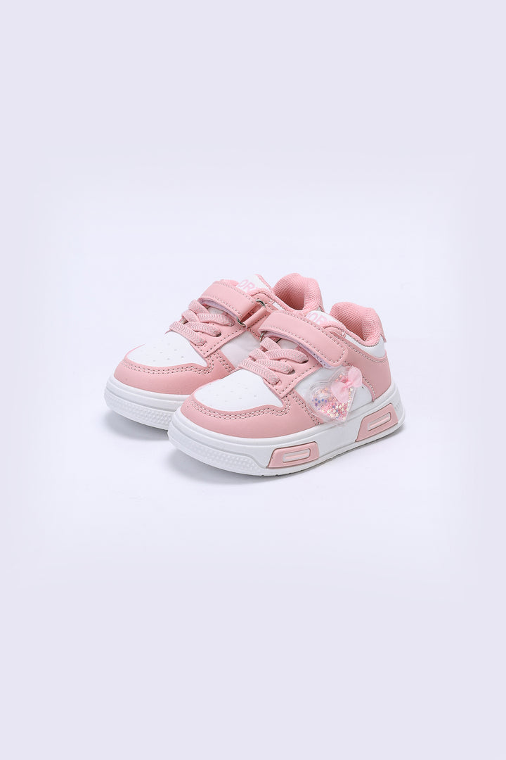 HEART PATCH SNEAKERS