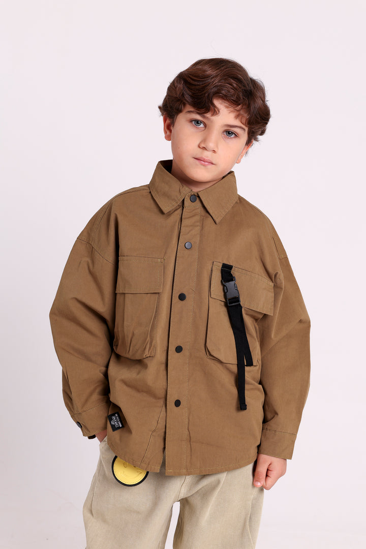 UTILITY STYLE SHIRT WITH STRAP AND POCKET