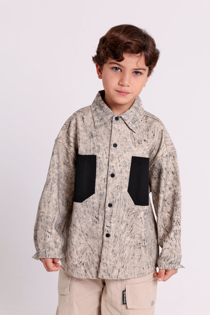 PRINTED SHIRT WITH CONTRAST POCKETS