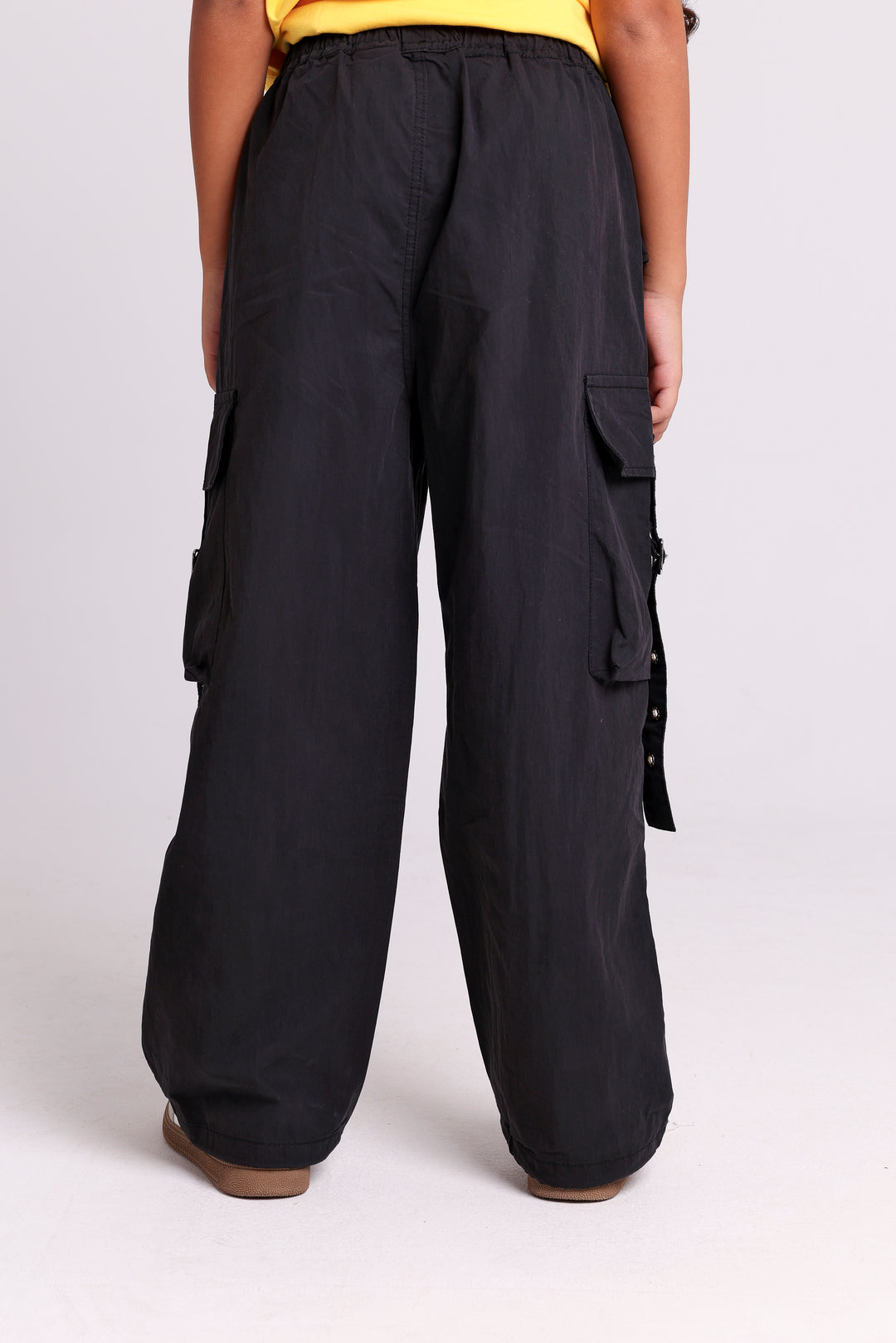 CARGO PANTS WITH UTILITY POCKETS