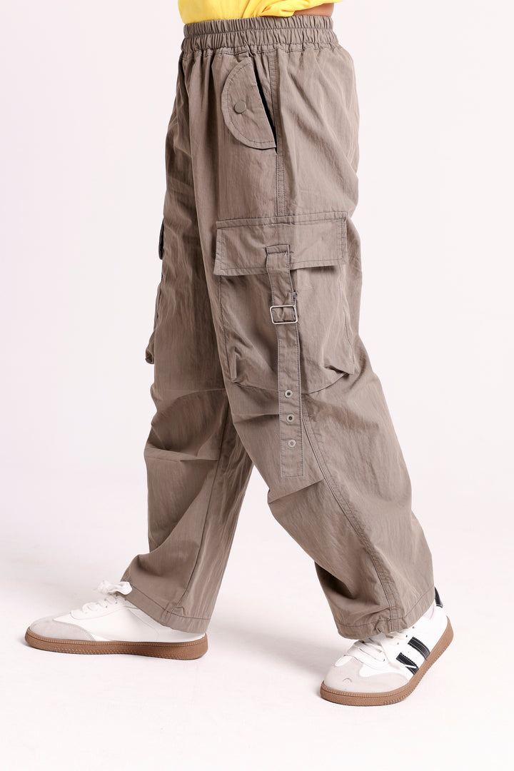 CARGO PANTS WITH UTILITY POCKETS