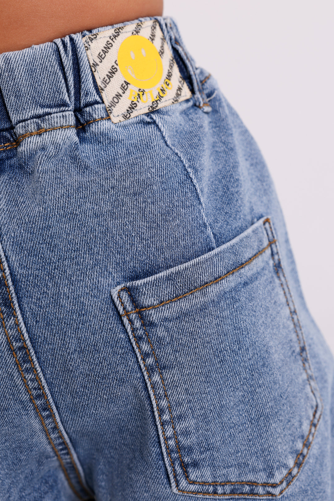 JEANS WITH WINNIE PRINT