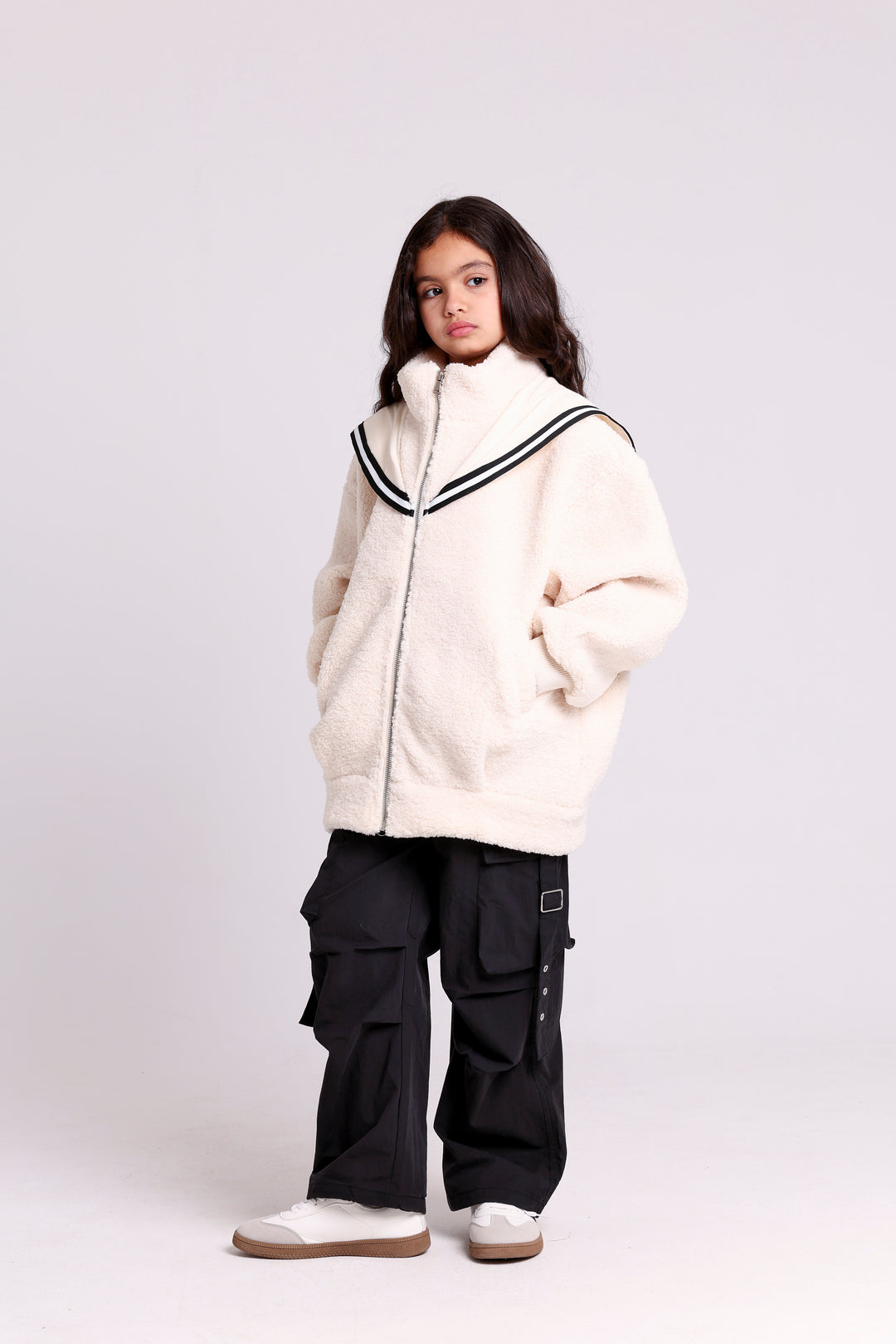 FLEECE JACKET WITH ROSE COLLAR