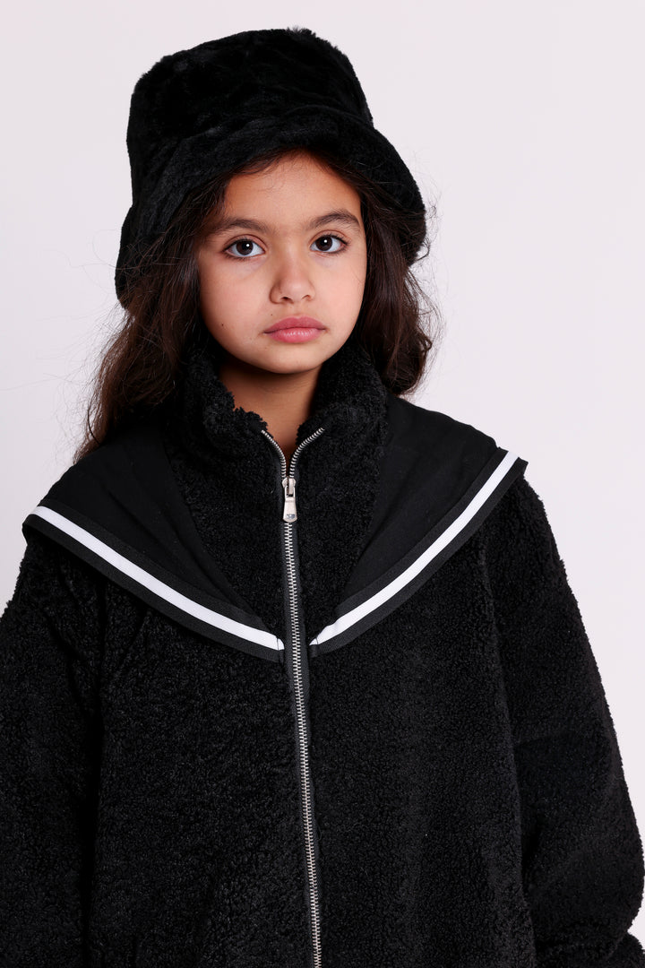 FLEECE JACKET WITH ROSE COLLAR