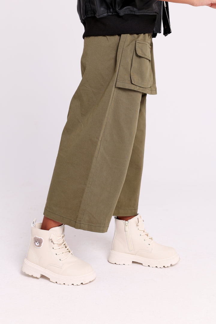 Wide-Leg Utility Shorts