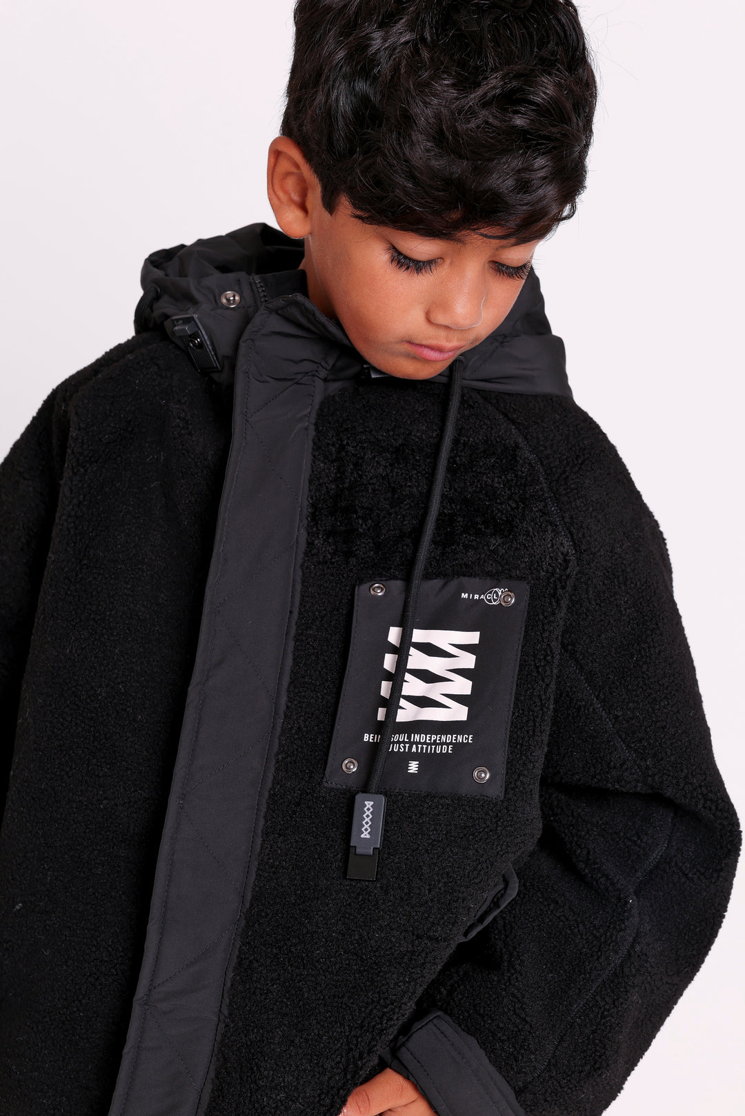 Double Pocket Hooded JACKET