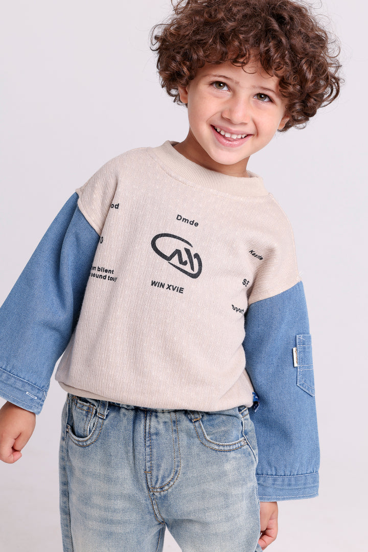 Sporty Graphic Sleeve Top