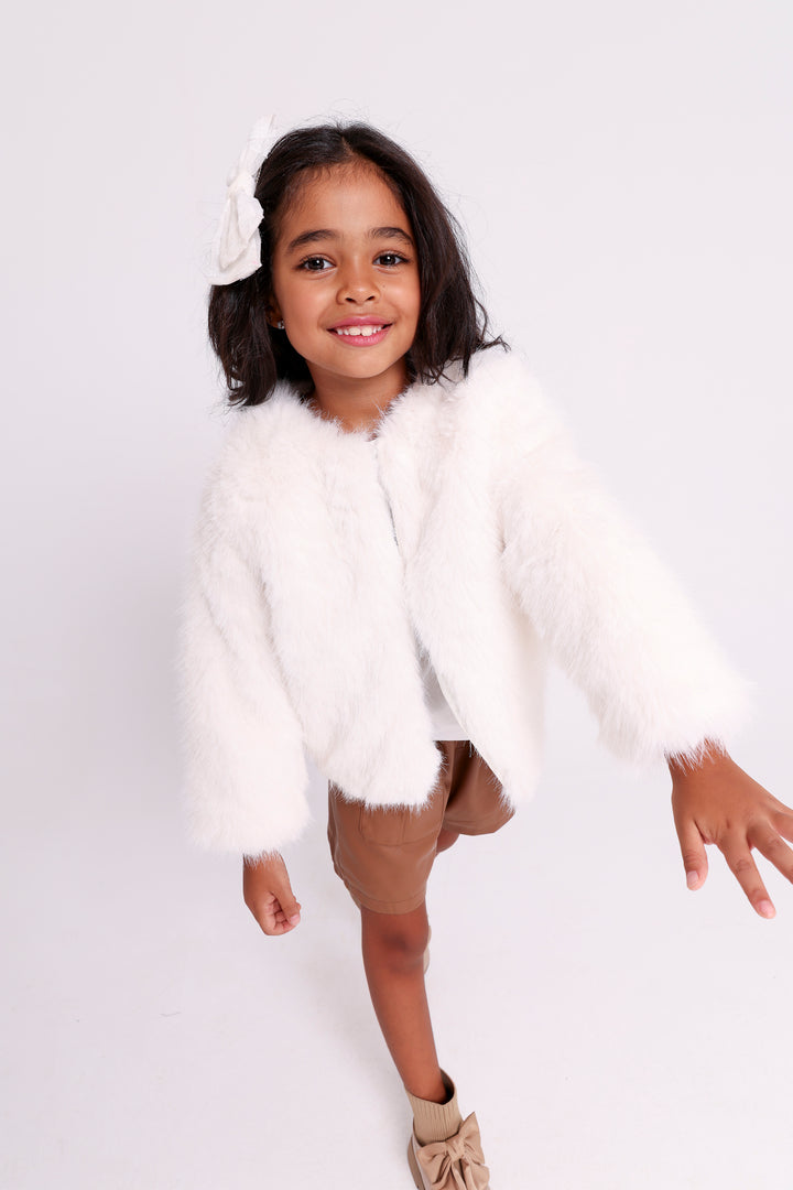 Charming faux fur JACKET