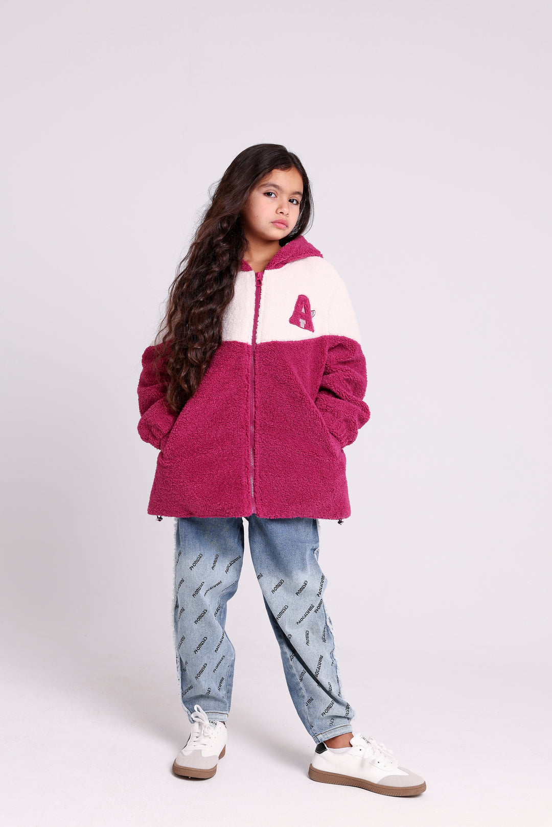 Warm hooded fleece jacket with letter patch