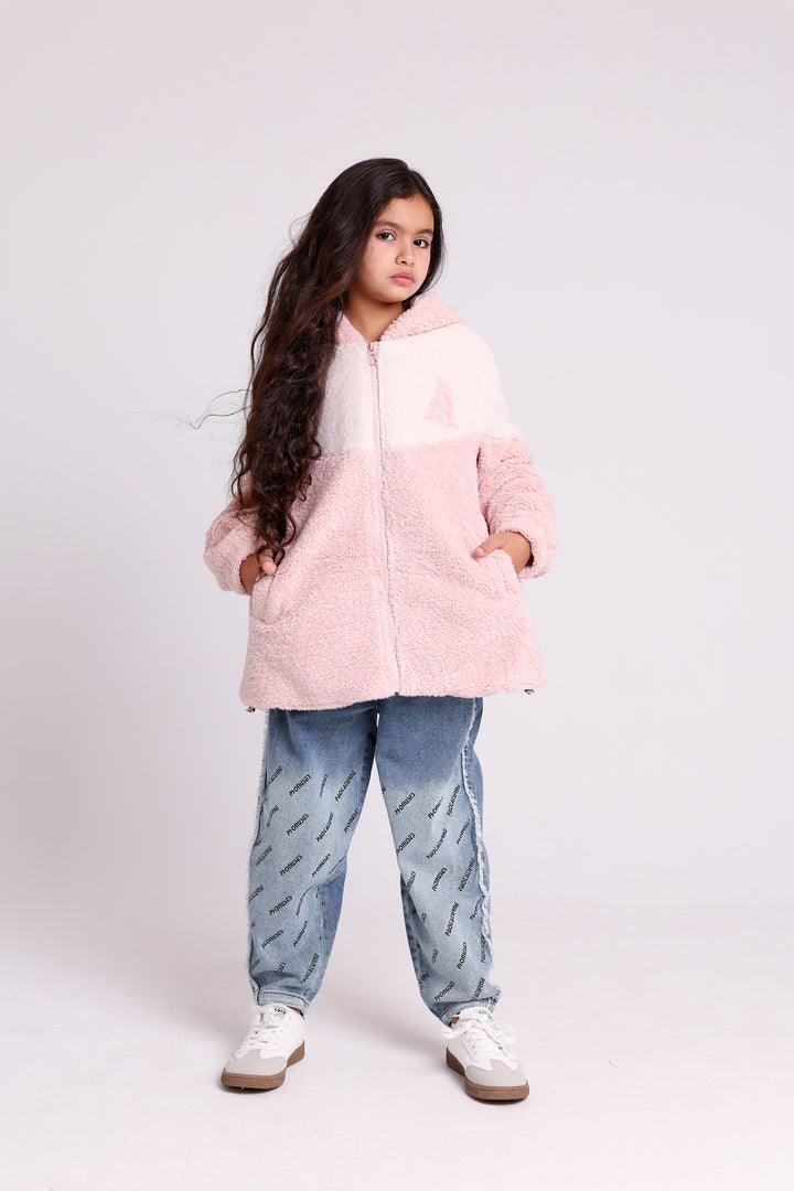 Warm hooded fleece jacket with letter patch