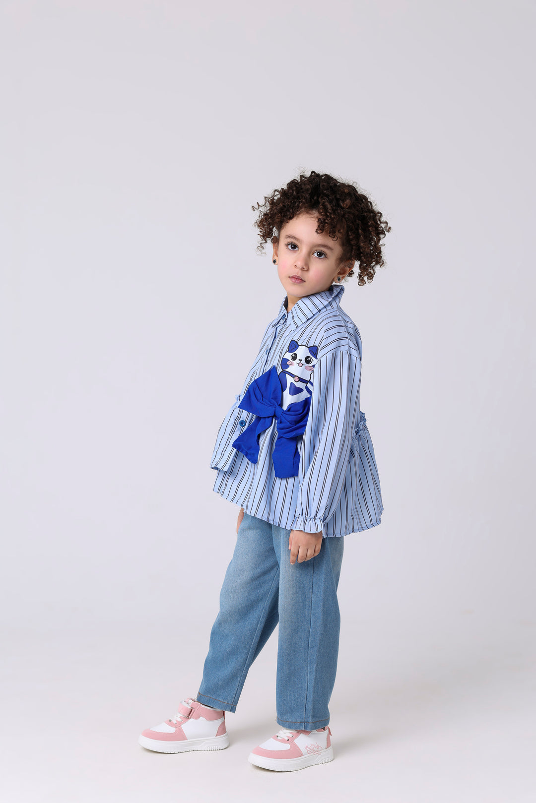 Bow-Accent Striped Top &amp; Toon Pocket Jeans