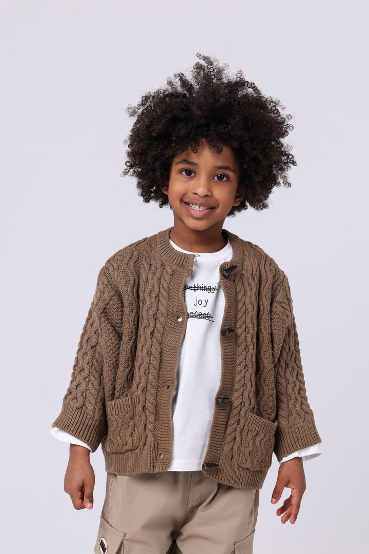 Classic Cable Knit Buttoned Sweater