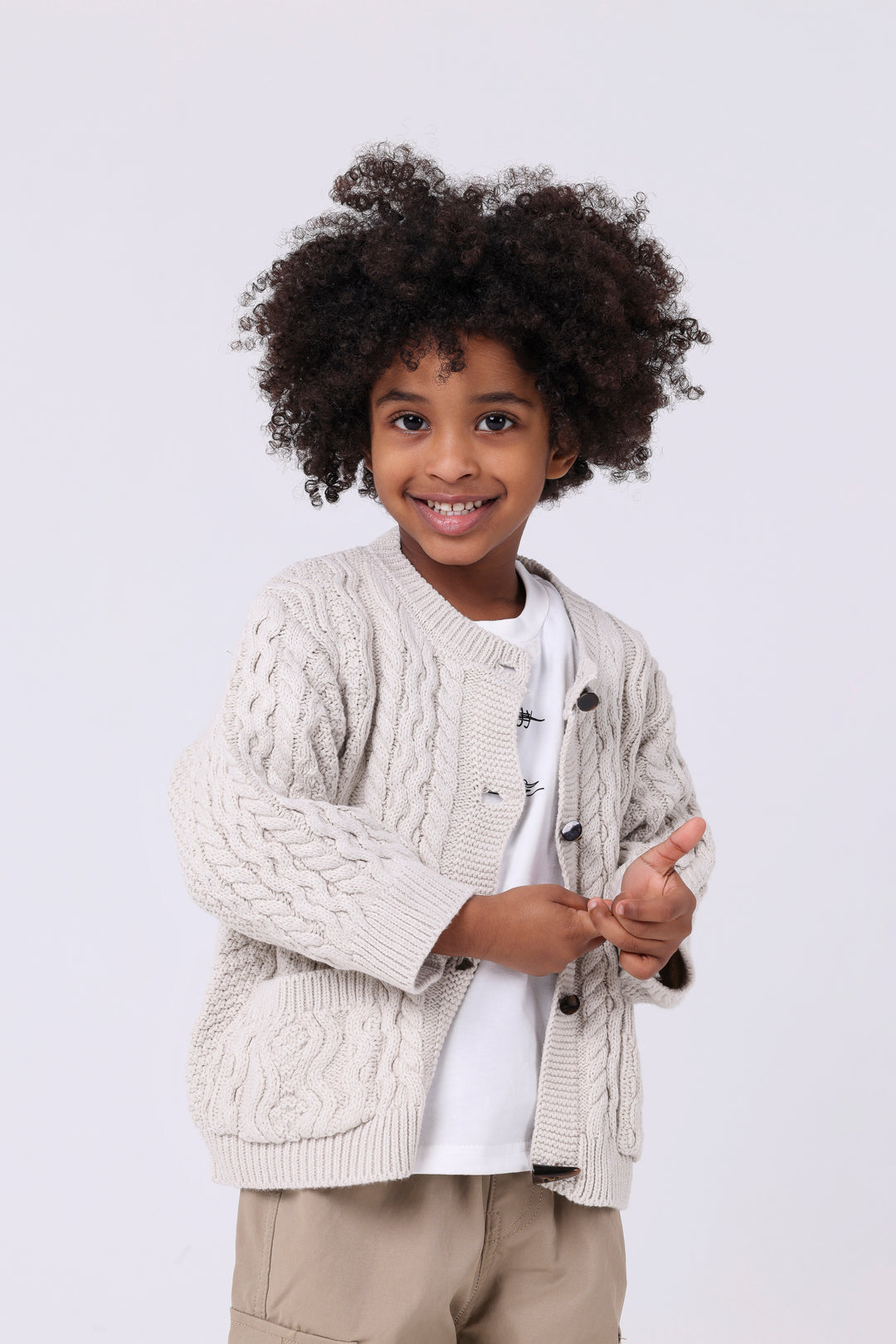 Classic Cable Knit Buttoned Sweater