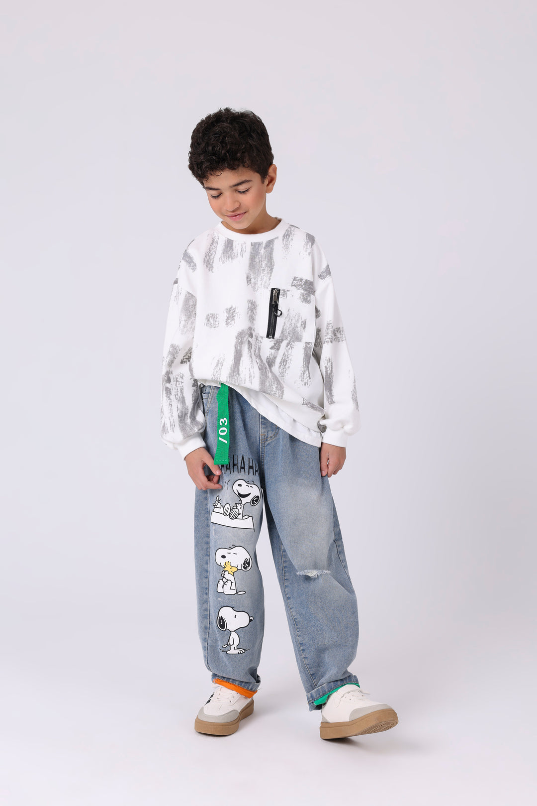 Artistic Brushstroke Zipper Pocket Pullover