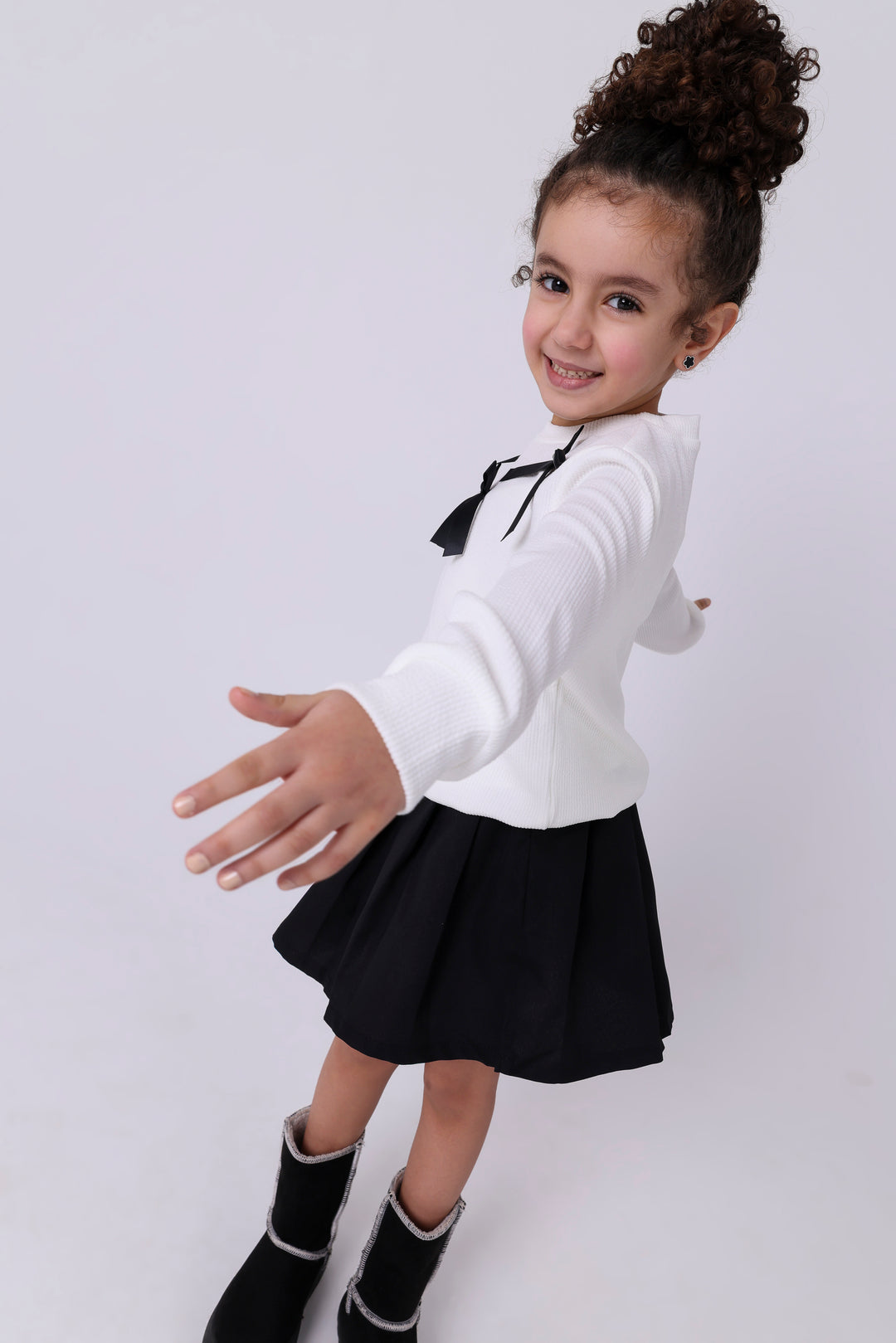 Whimsical Ribbon Detail Pleated Outfit