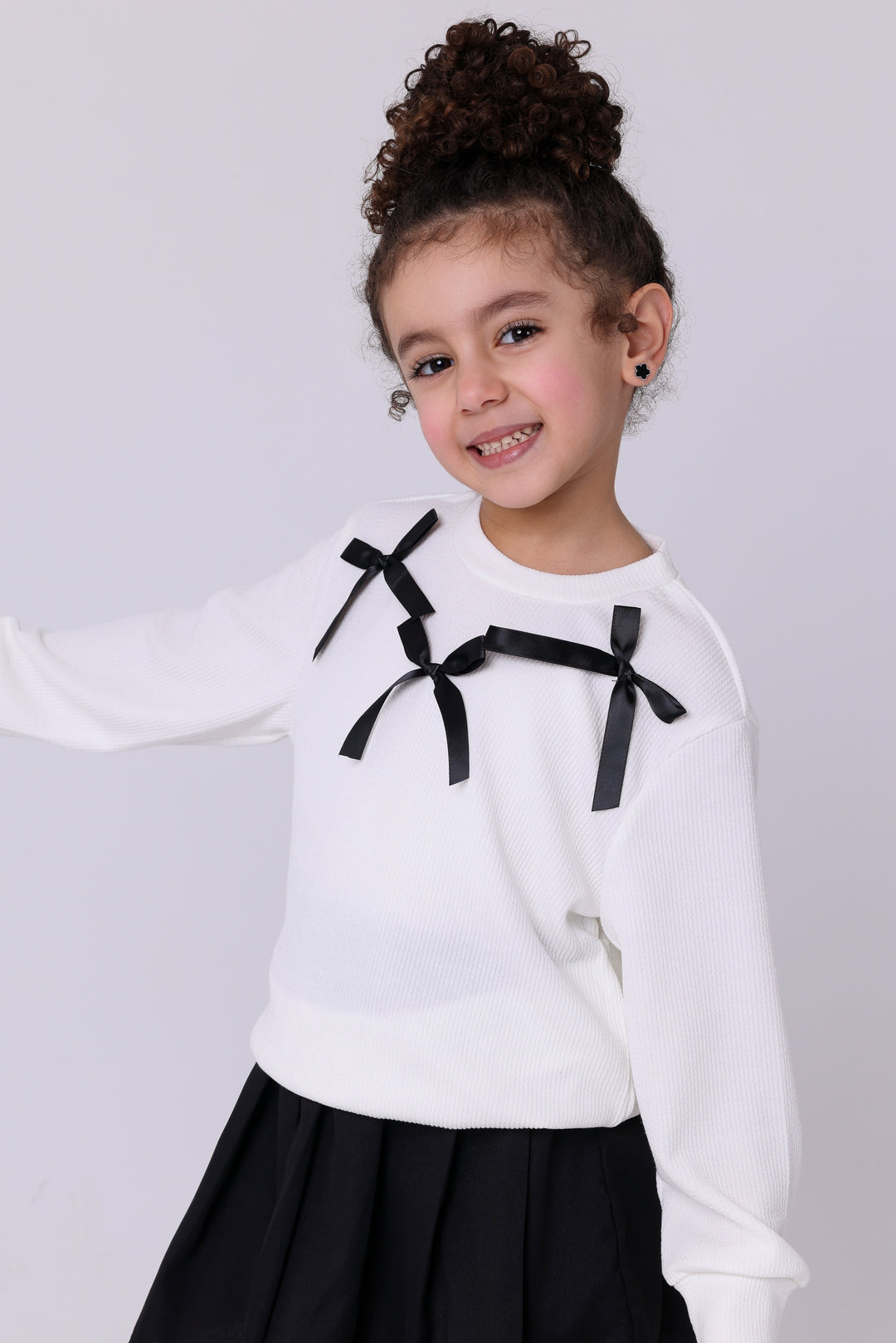 Whimsical Ribbon Detail Pleated Outfit