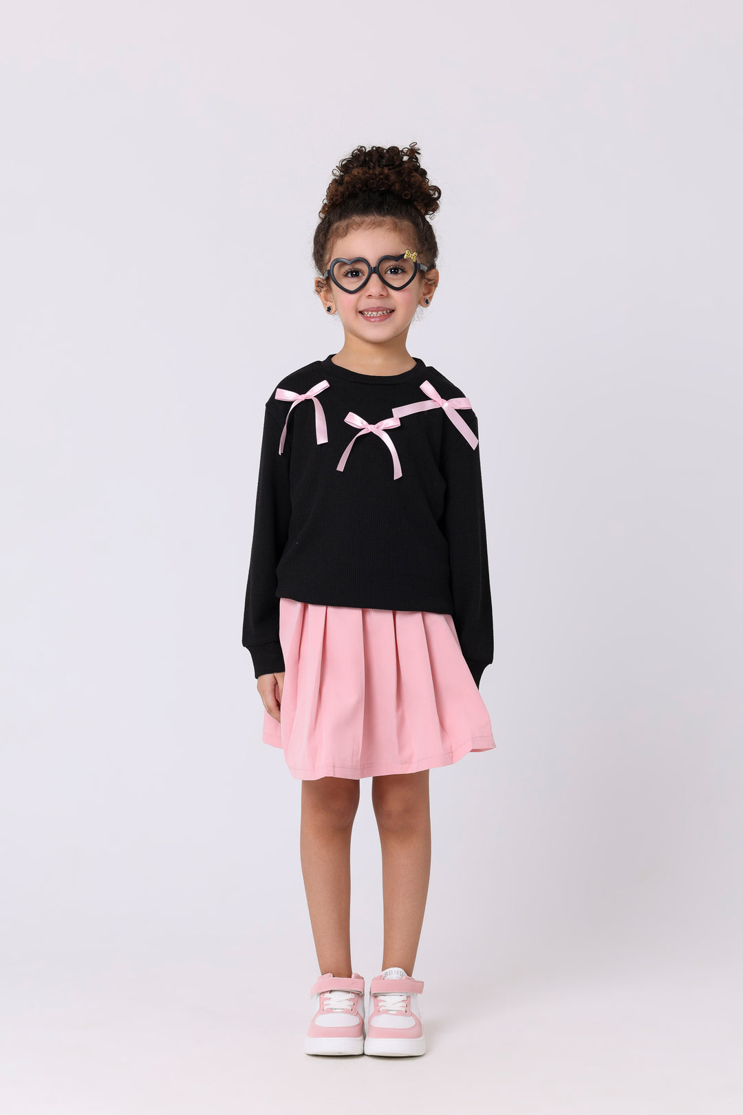 Whimsical Ribbon Detail Pleated Outfit