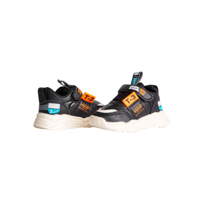 T3 Leather Sneakers